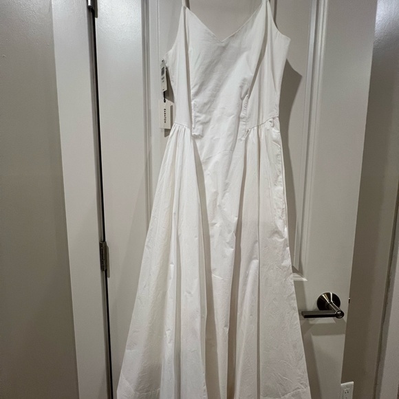 Babaton Dresses & Skirts - Elegant White Drop Waist Maxi Dress (BABATON)